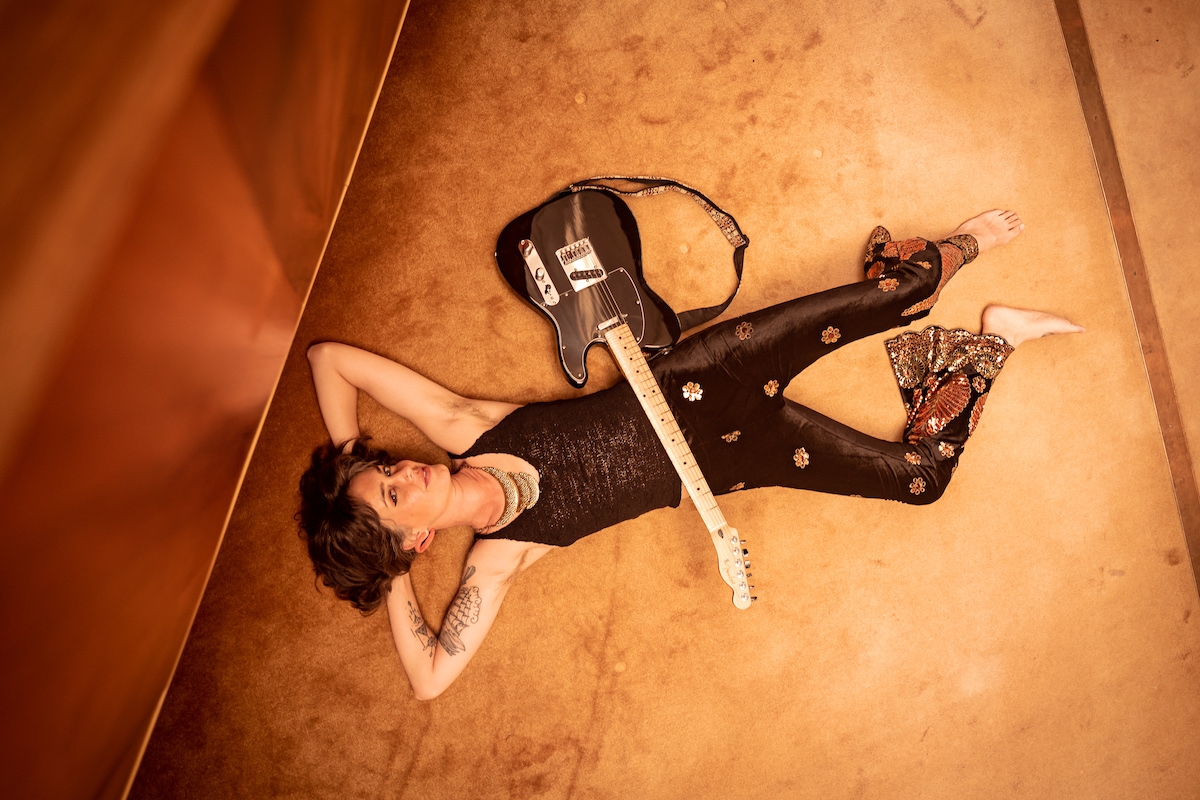 Feature: Delilah Rose - Moxie