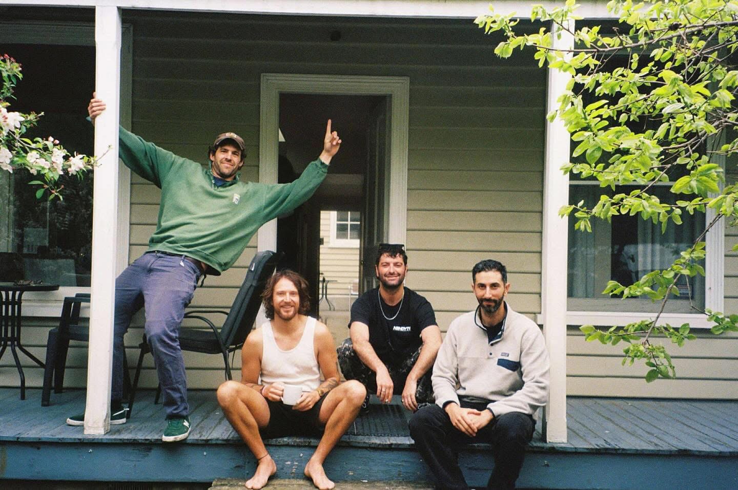 Feature: Crash & The Crapenters - Species Du Faeces