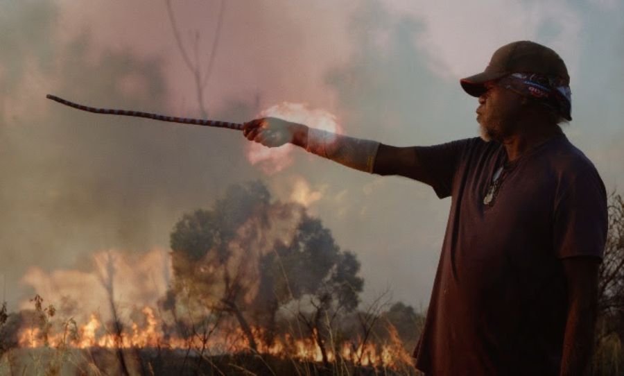 Wanta Jampijinpa Pawu - Crown and Country